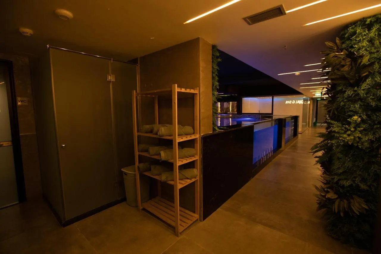 Royal G Hotel And Spa Durrës