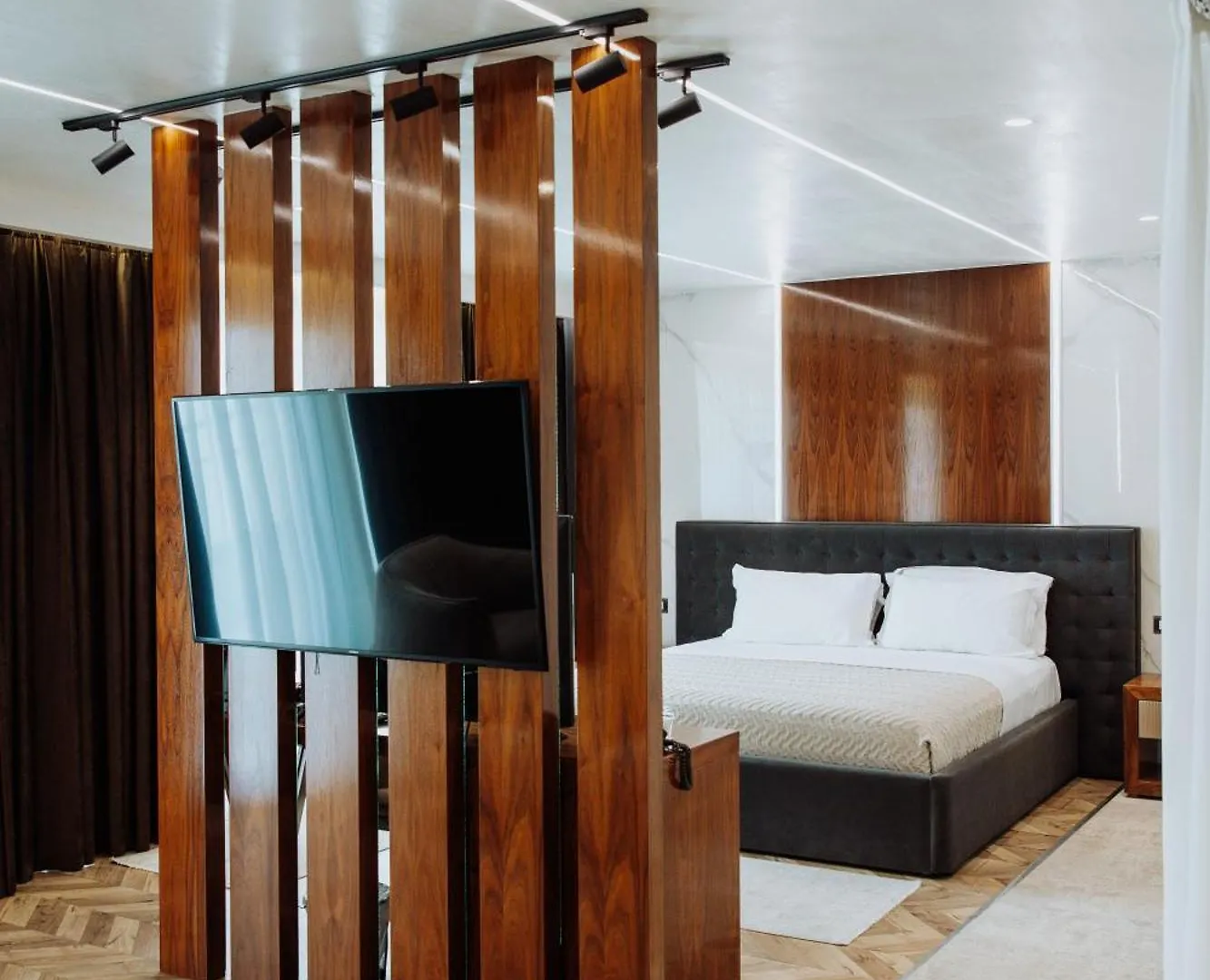 Royal G Hotel&Spa Dıraç 5*,  Arnavutluk